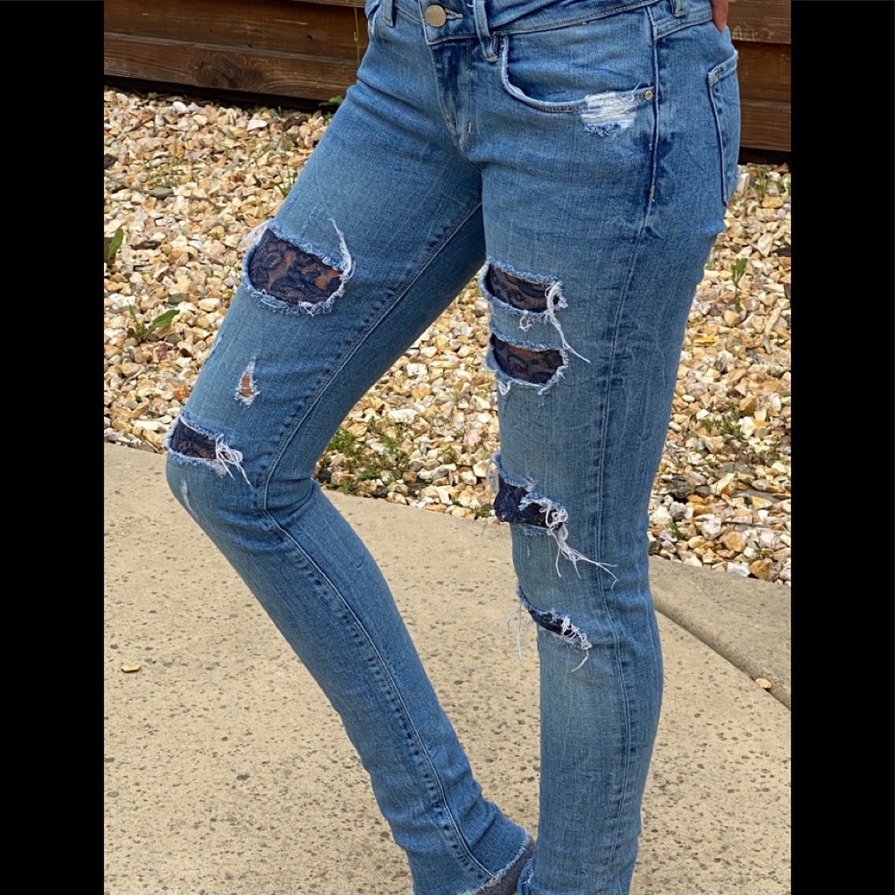 Size 25L -  guess jeans 🦋